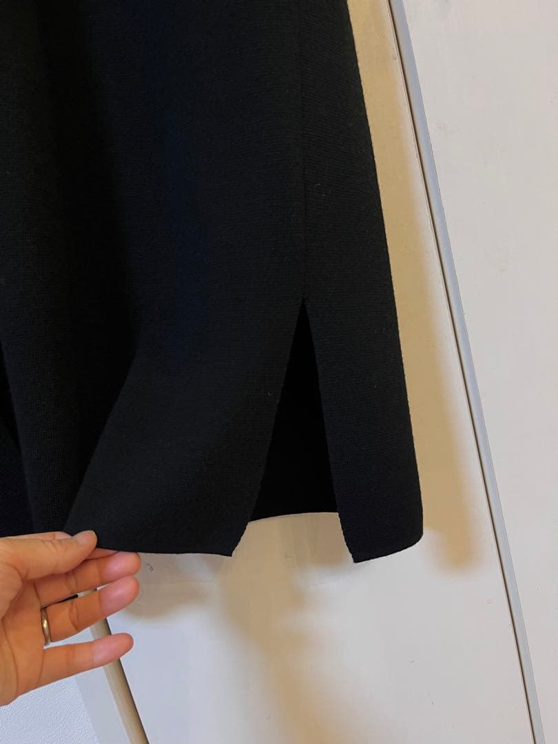 黒 ニットワンピース タートルネック