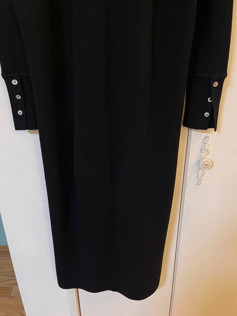 黒 ニットワンピース タートルネック