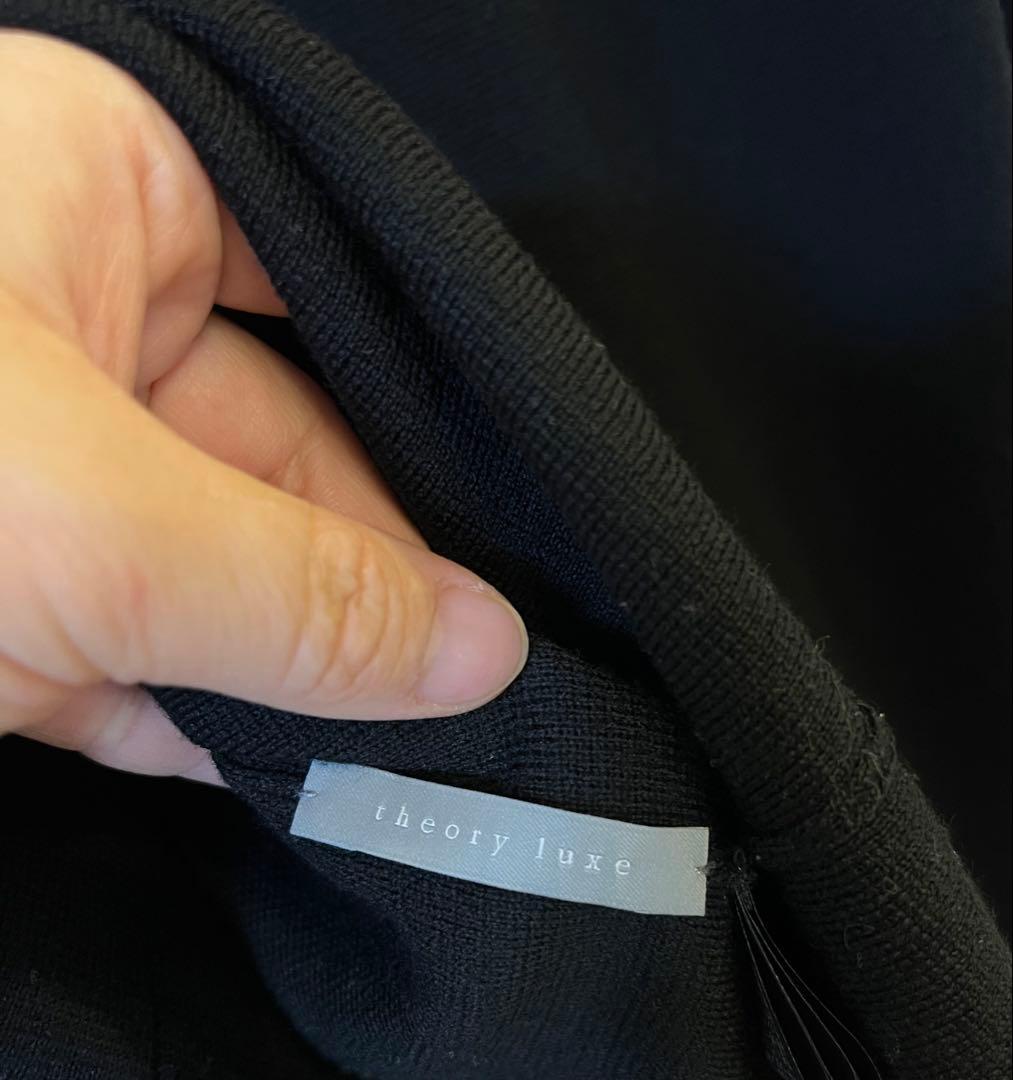 黒 ニットワンピース タートルネック