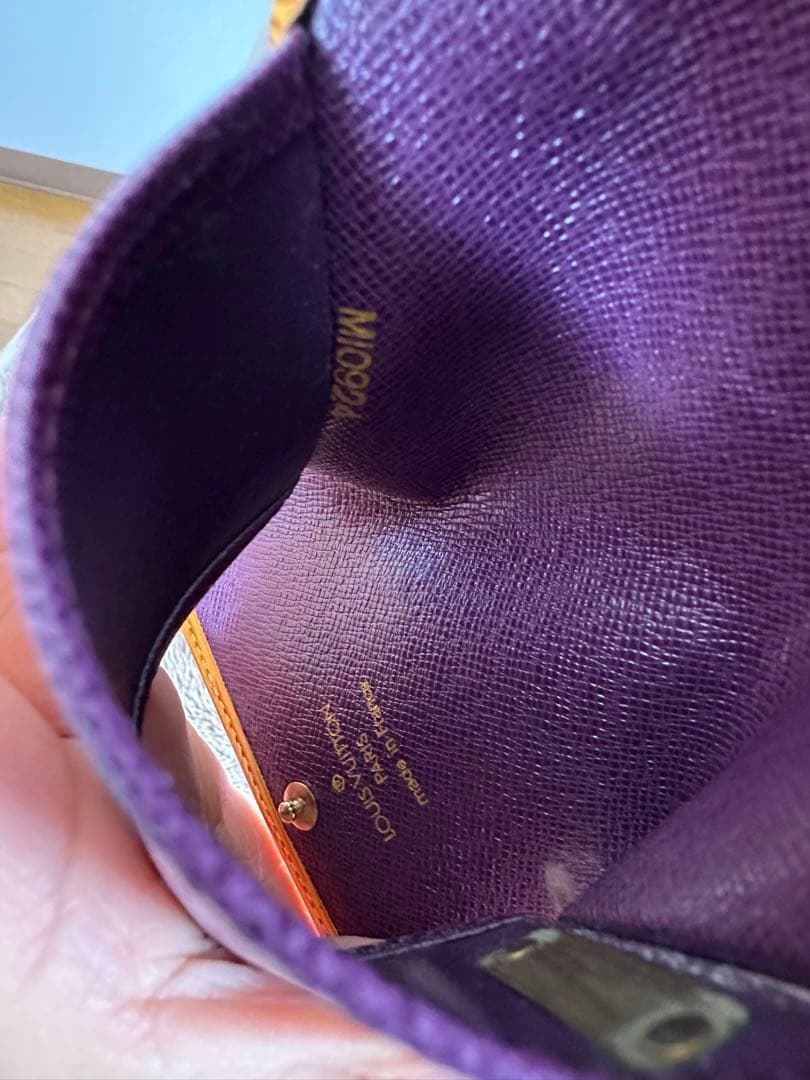 Louis Vuitton エピ　イエローストライプキーケース