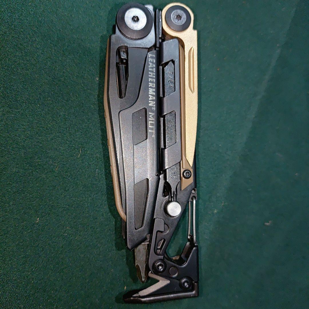 未使用 LEATHERMAN MUT マルチツール ブラック/タン