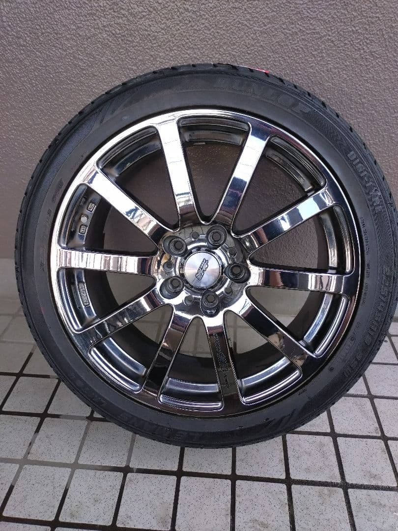 【無限】NR 18㌅アルミホイール　ブラックメタル　タイヤ、盗難防止ナット付き