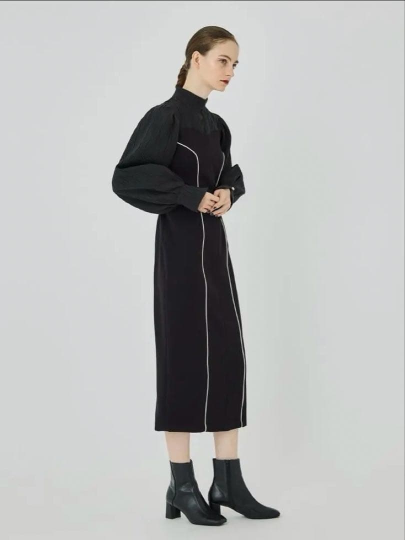 【超美品】UNITED TOKYO ギルティーストライプタイトワンピースサイズ1