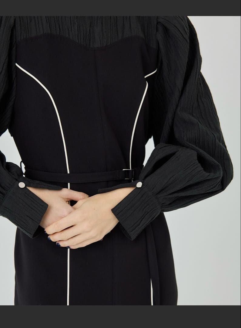 【超美品】UNITED TOKYO ギルティーストライプタイトワンピースサイズ1