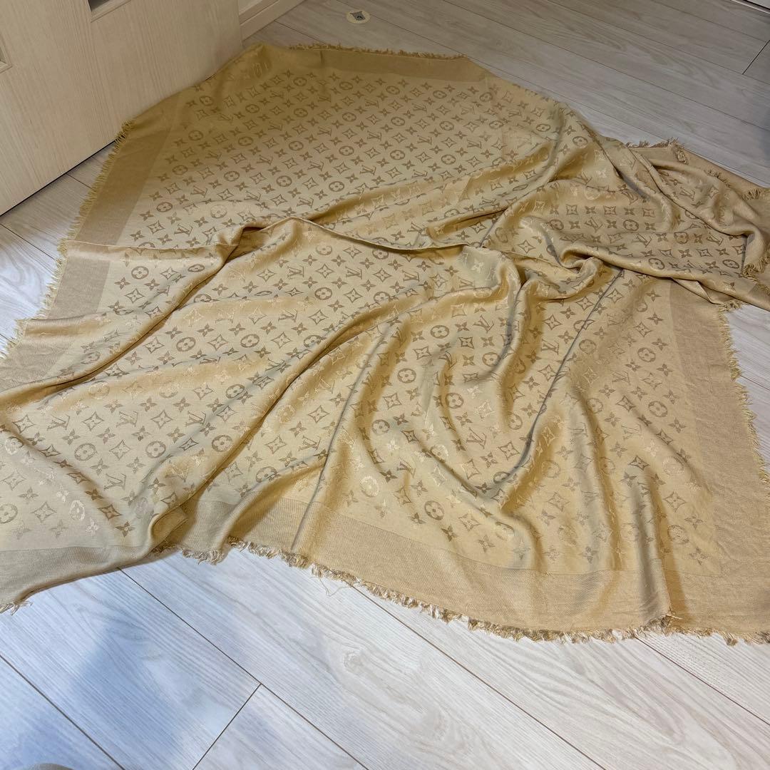 ルイヴィトン ショール・モノグラム シャンパンベージュ　大判サイズ