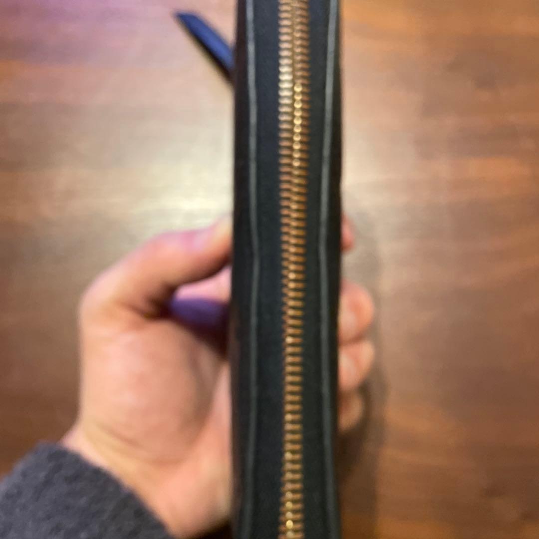 ルイヴィトン アンプラント ジッピーウォレット ノワール