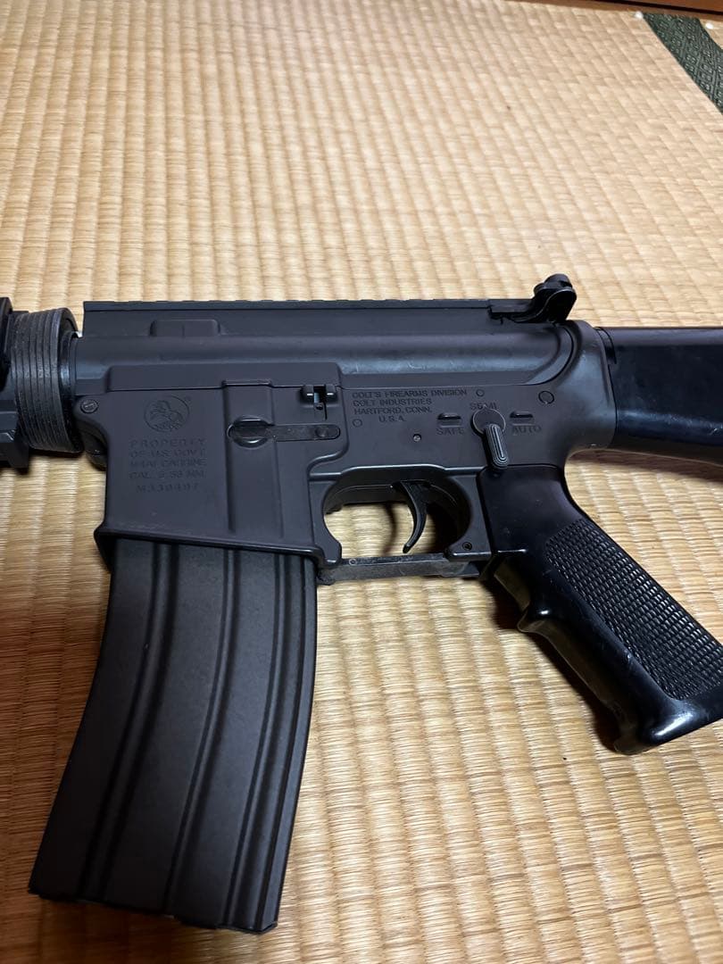 東京マルイナイツ　M4A1  カービン