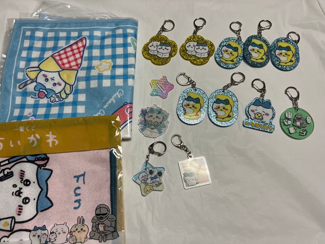 ハチワレ 紙類 クリアファイル アクリルキーホルダー まとめ売り 大量 ちいかわ