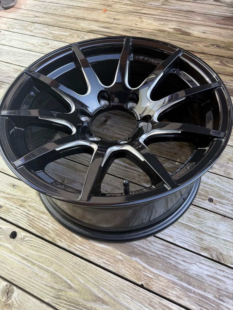 アルジェノン フェニーチェ 17インチ 6H139.7 8J +20 ハイエース