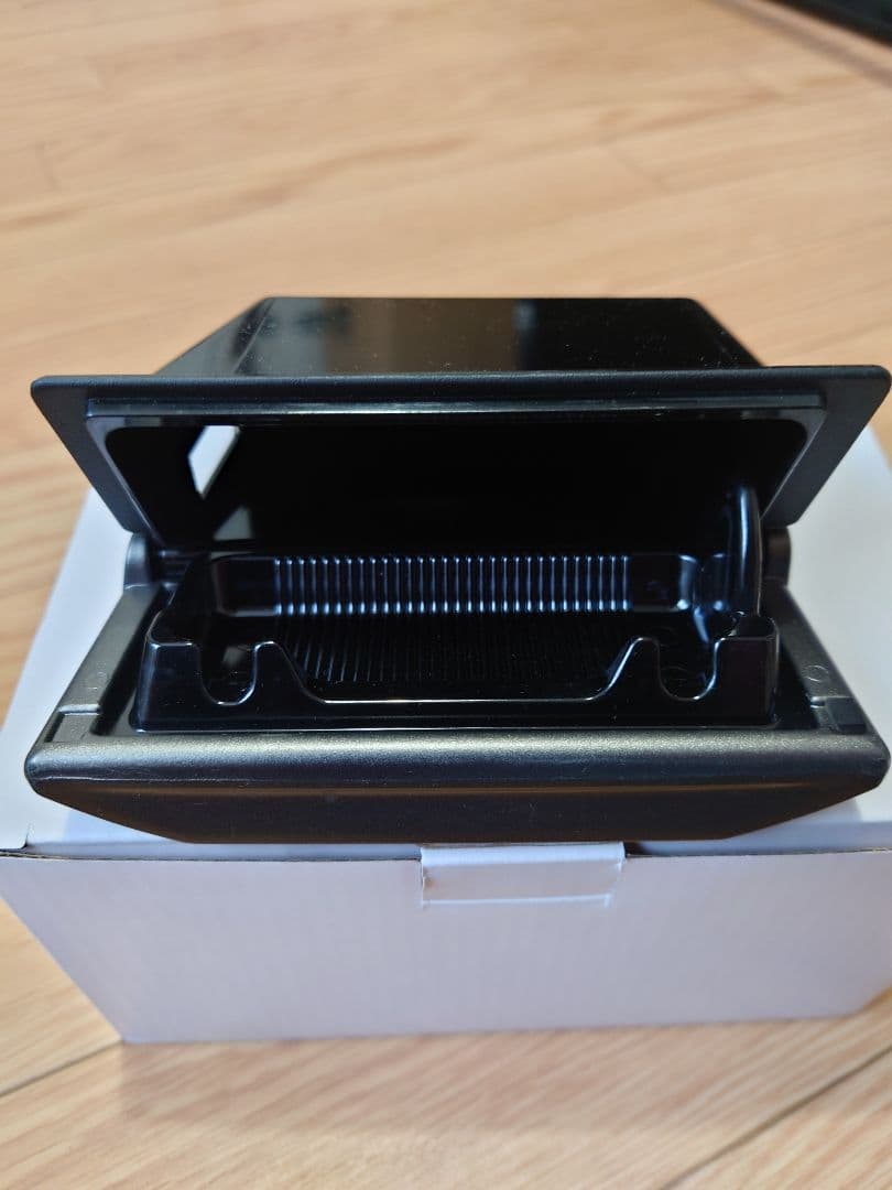 BNR34 GT-R 34 灰皿　アッシュトレイ