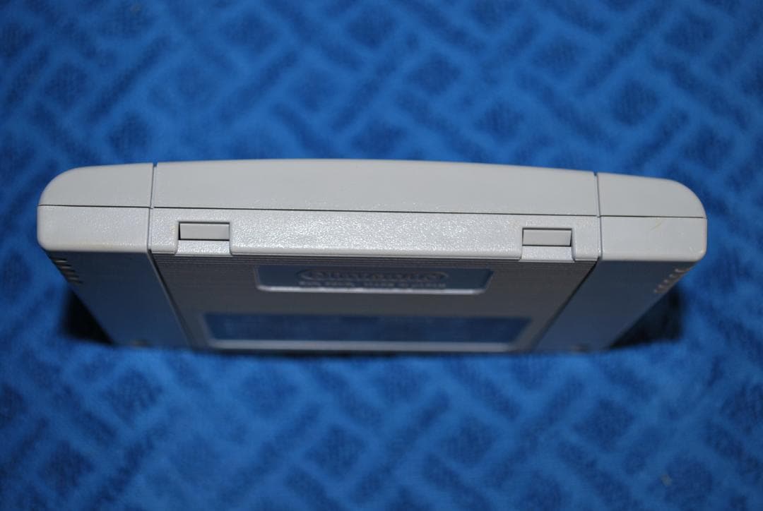 SFCソフト「スーパーメトロイド」中古動作品の出品です。