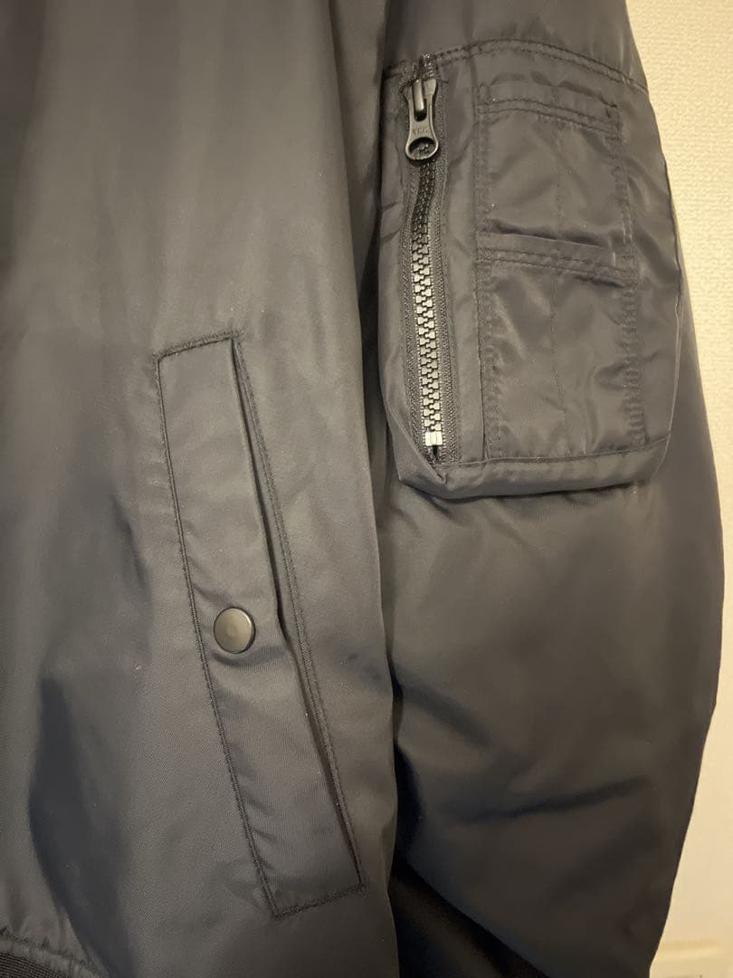 美品　NIKE　MA-1　ボンバージャケット XL　リバーシブル　ブラック　迷彩