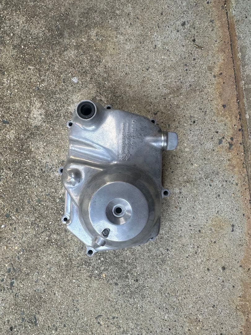 シャリィ ダックス モンキー カブ 遠心クラッチ用 上入れ浮文字カバー