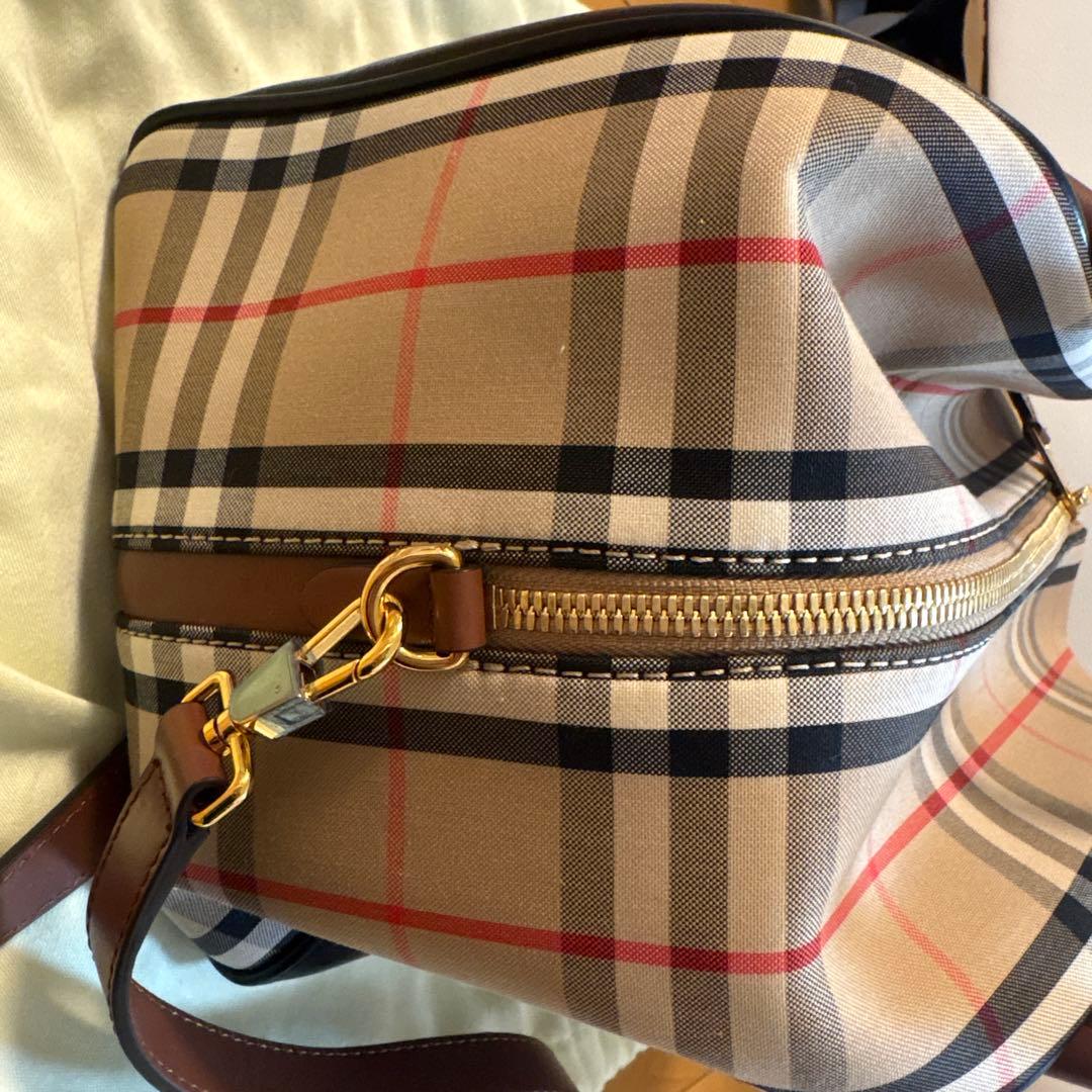 BURBERRY キューブバッグ