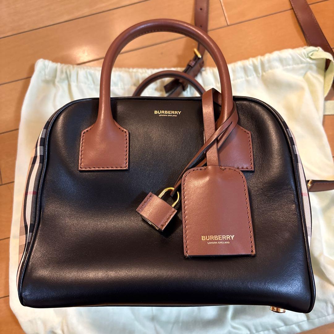 BURBERRY キューブバッグ