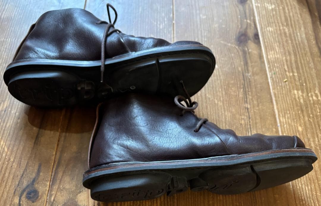 ぷ*ん様 【trippen/トリッペン】SPACE チャッカブーツ