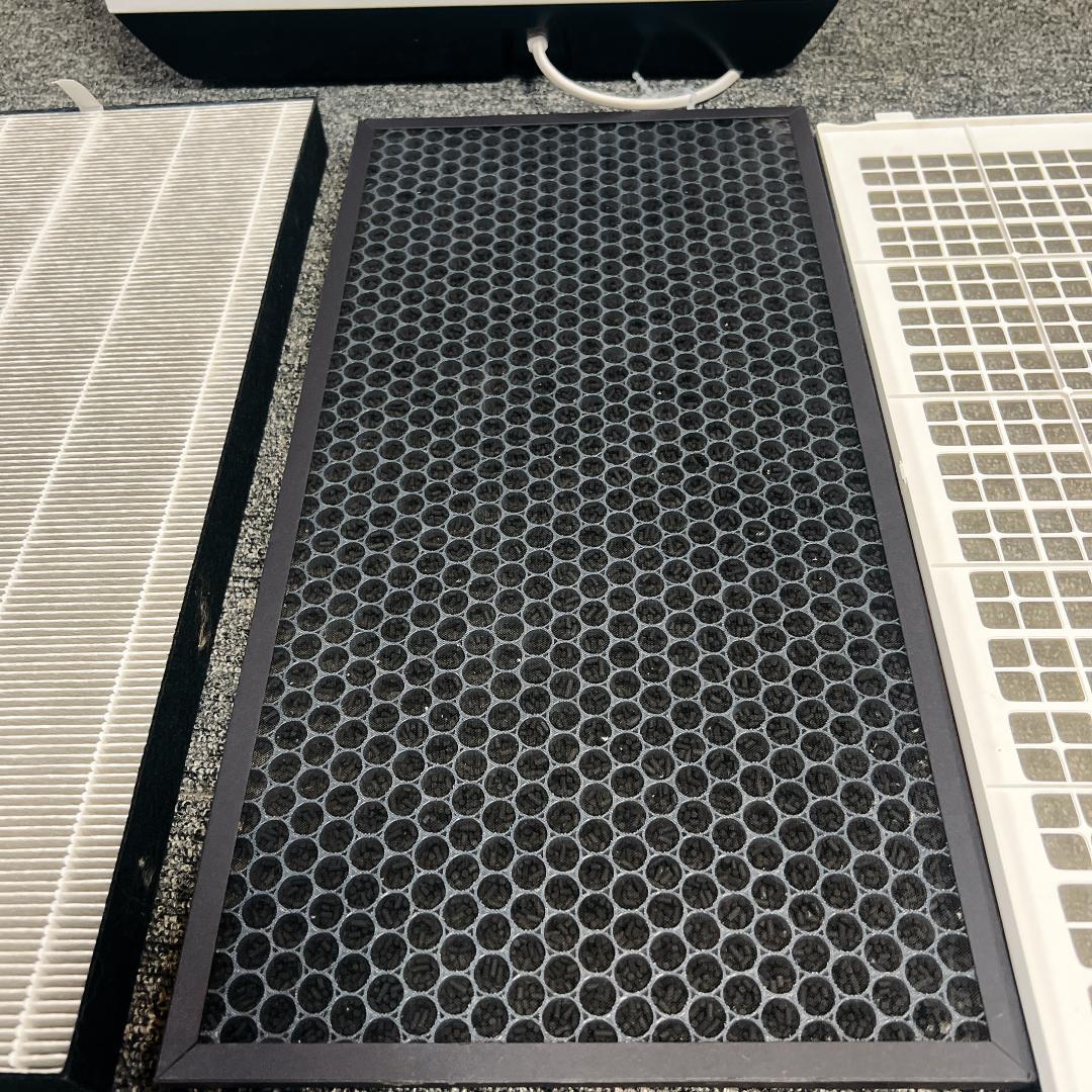 【美品】SHARP KC-HD70-W 除湿・加湿・空気清浄機　19年製