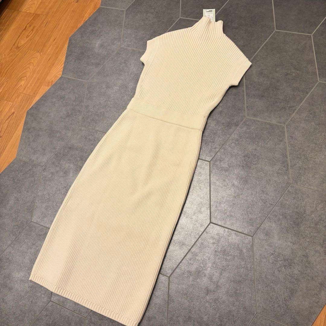 タグ付き ♢ drawer ドゥロワー　ニットワンピース　膝下丈 ◎ カシミア混