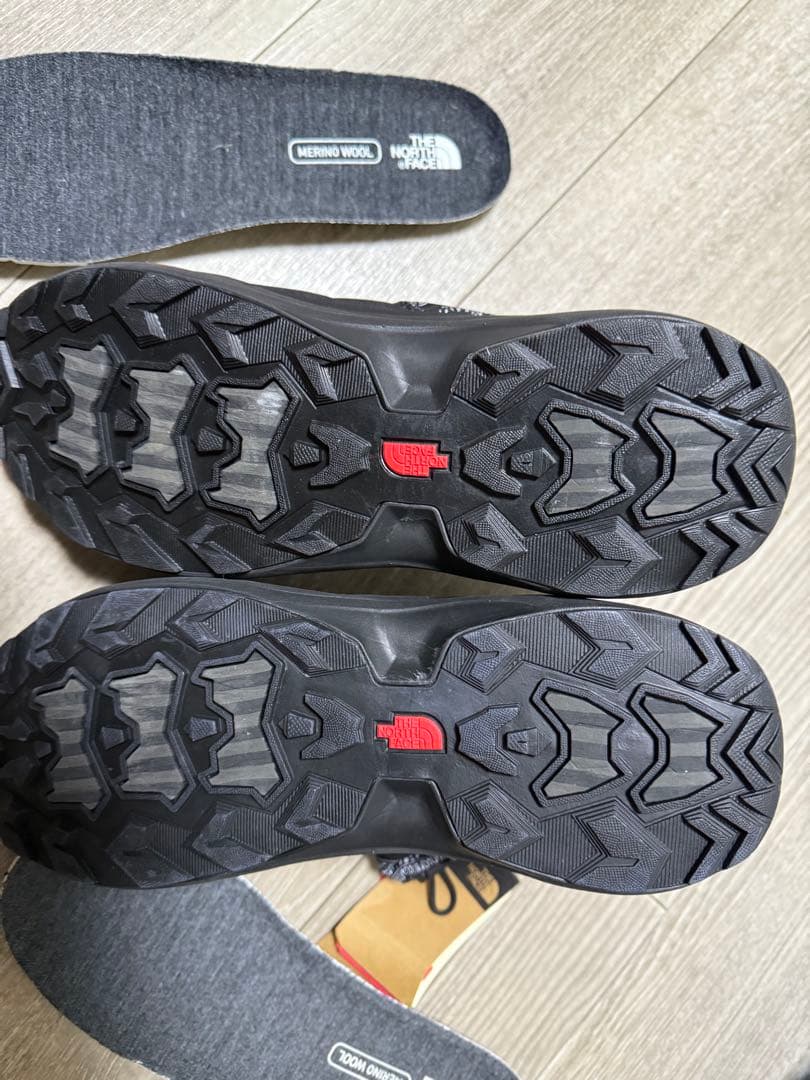 韓国ノースフェイス　スノーブーツ