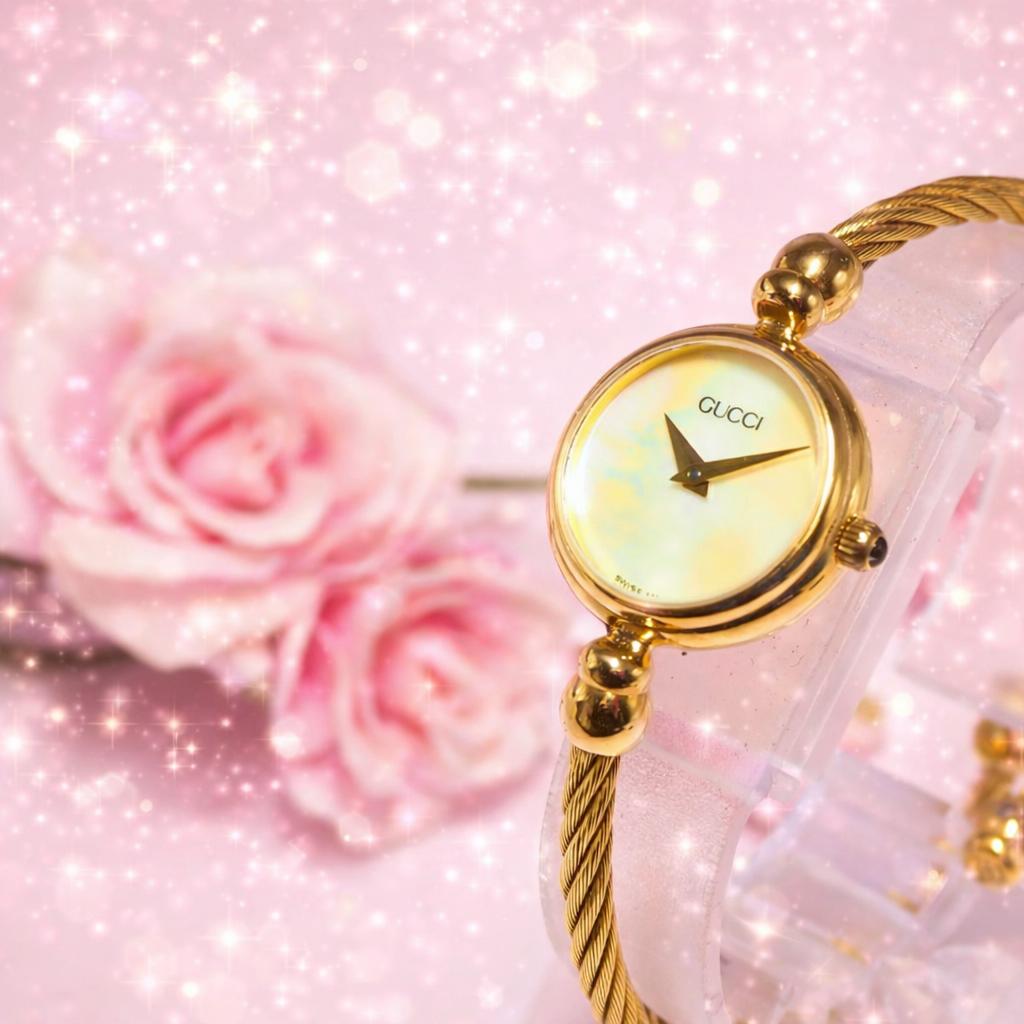 美品 グッチ GUCCI バングルウォッチ 2700L シェル 腕時計 H611