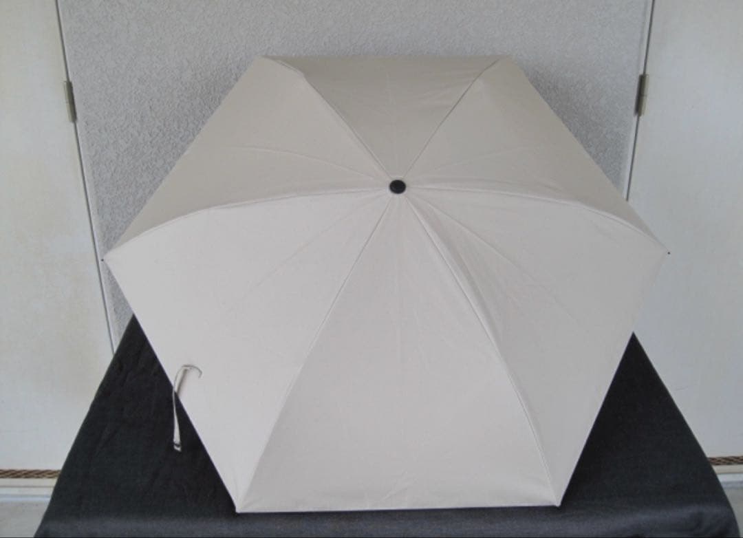 大人気 サンバリア100 コンパクト 3段折 ベージュ 無地 日傘 折りたたみ