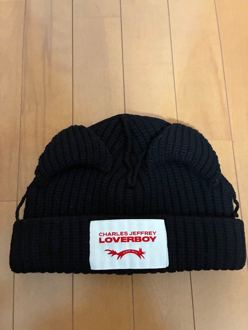 正規品！CHARLES JEFFREY LOVERBOY黒ビーニー