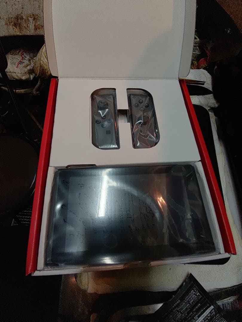 新品Nintendo Switch グレー 本体 Joy-Con付き