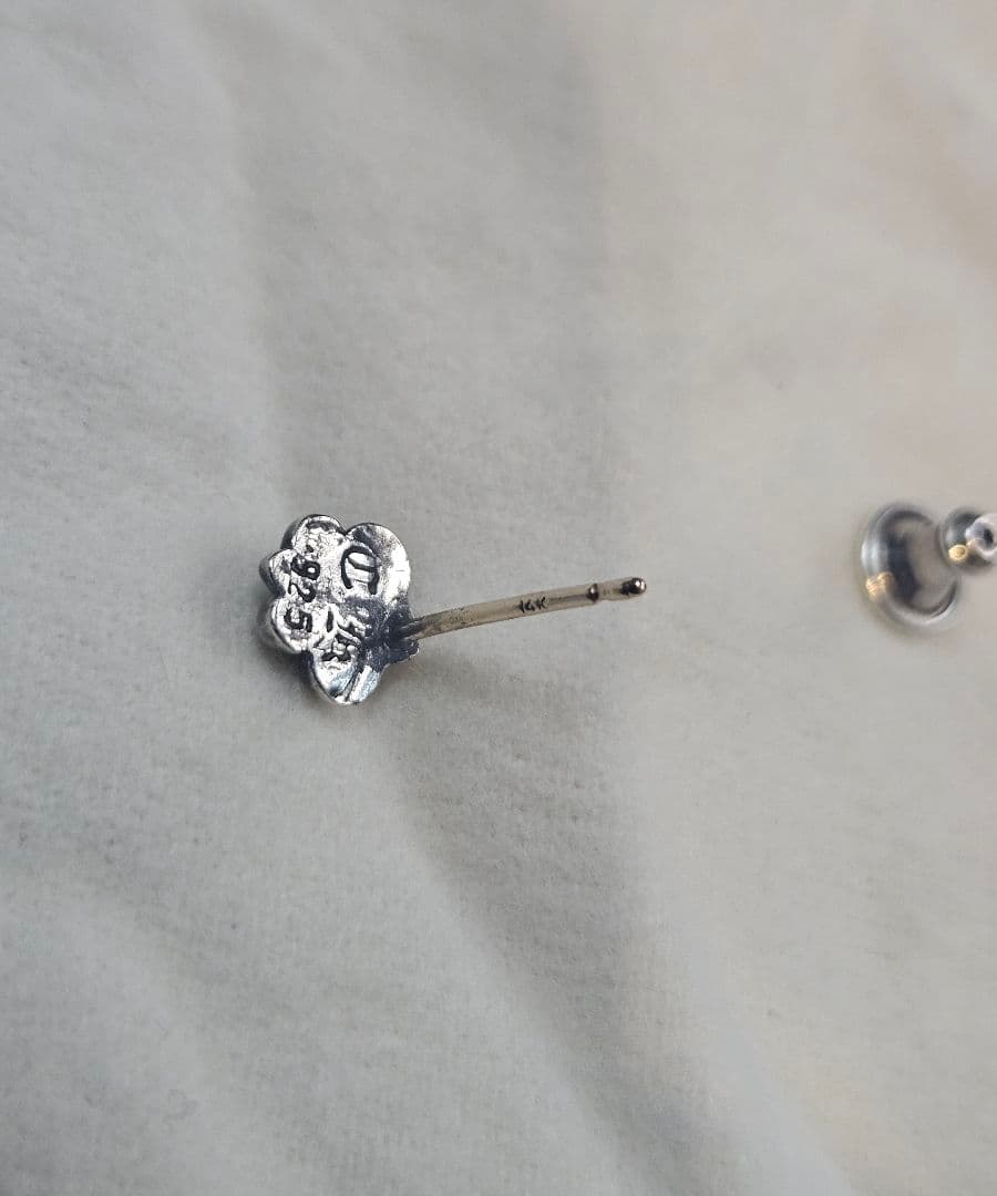 CHROME HEARTS (クロムハーツ) フレア スタッドピアス シルバー