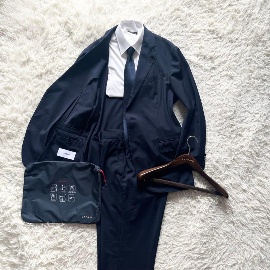 <24年モデル>LARDINI easy wear 最新ロゴ ネイビースーツ52