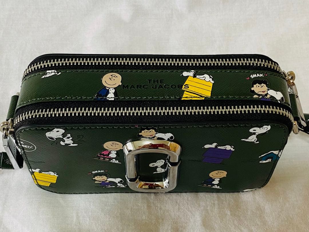 MARC JACOBS スヌーピーコラボ カメラバッグ ダークグリーン