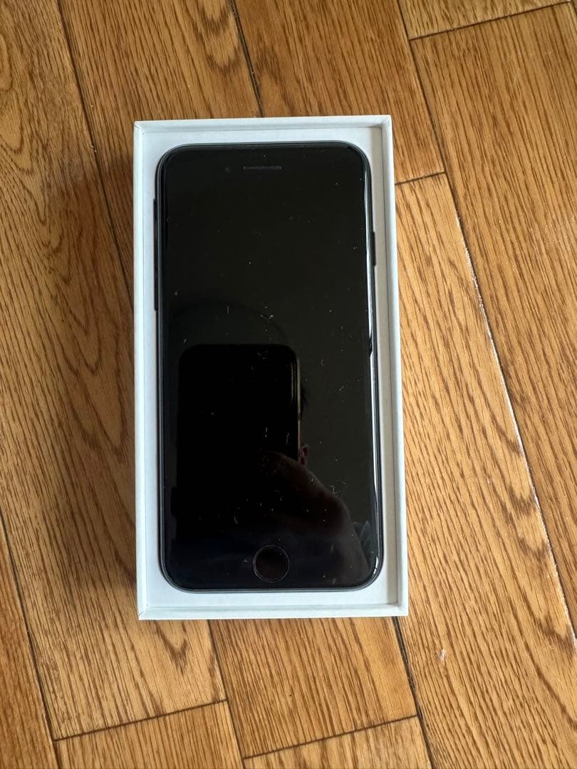 iPhoneSE ブラック