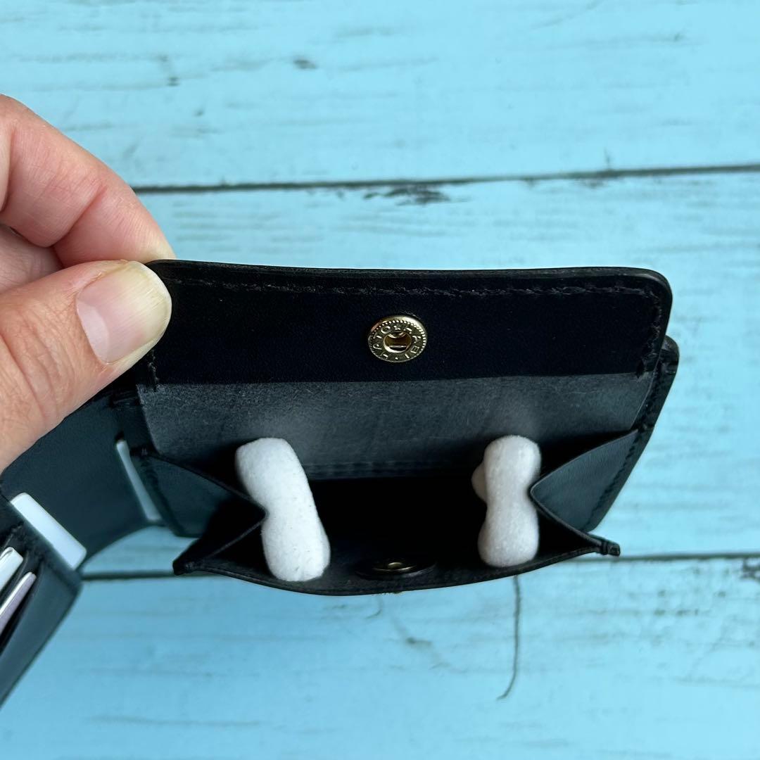 栃木レザー　二つ折り財布　コンパクトウォレット　本革　牛革　ハンドメイド