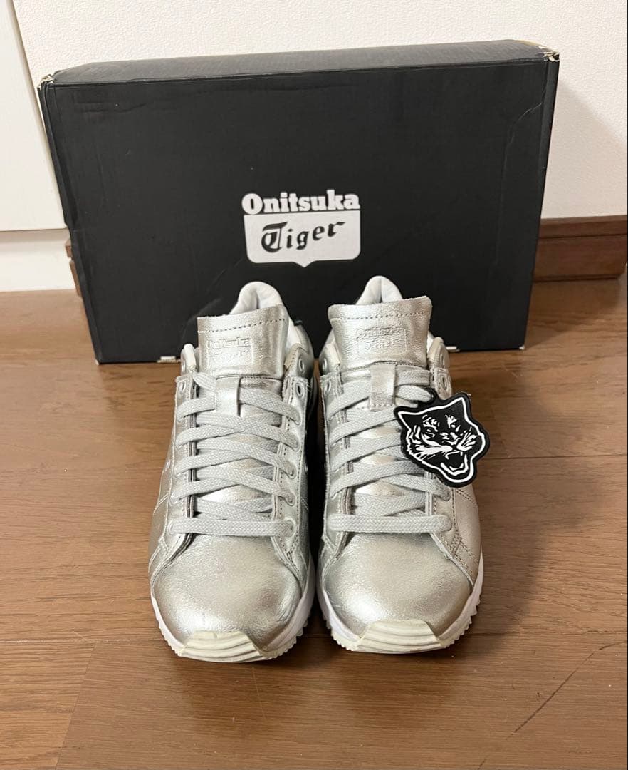 【美品】オニツカタイガー　厚底スニーカー　シルバー　22.5cm
