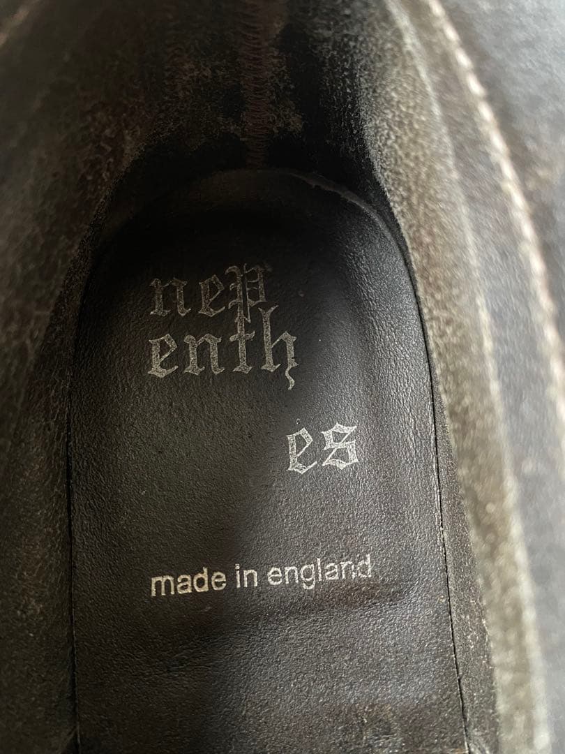 【最終価格】ネペンテス×トリッカーズ　別注　チャッカブーツ