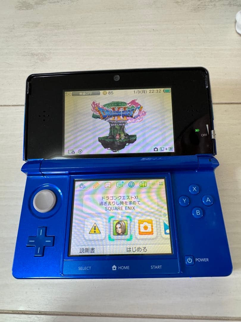 Nintendo　ニンテンドー3DS 　美品　任天堂　ゲーム機