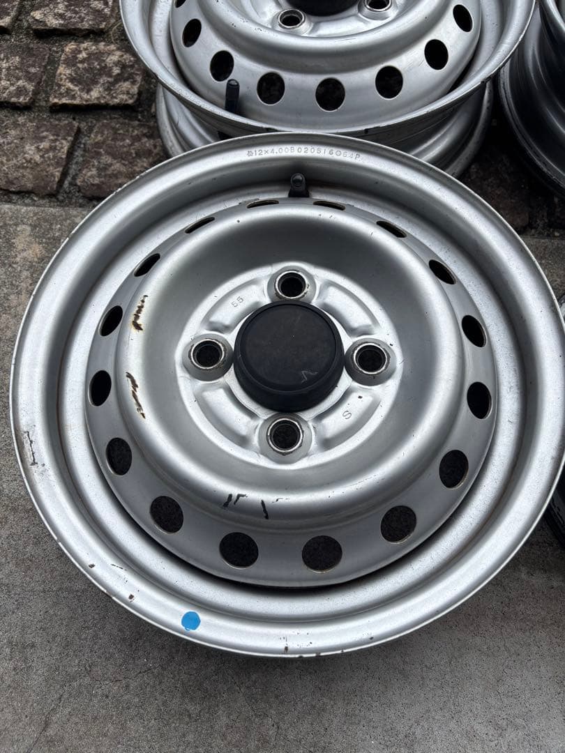12x4.0J スチールホイール 4穴 シルバー