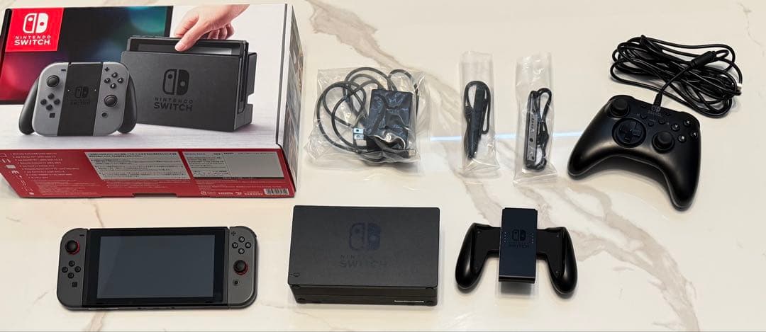 Nintendo Switch 本体 Joy-Con付き＋おまけ