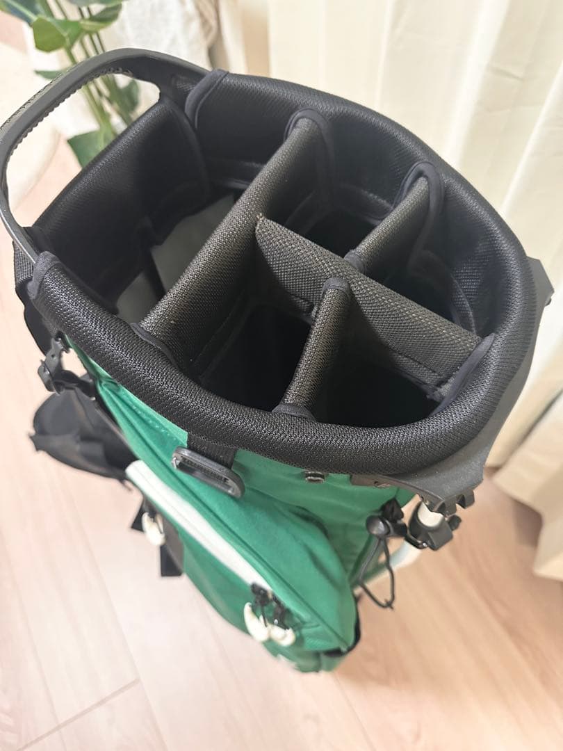 【美品】TaylorMade スタンド式ゴルフバッグ グリーン【男女兼用】