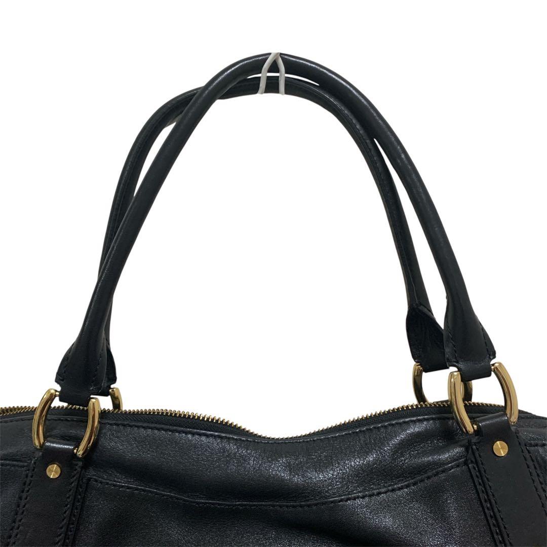 lururu★角擦れ無し美品★COLE HAAN★レザー素材機能的なバッグ