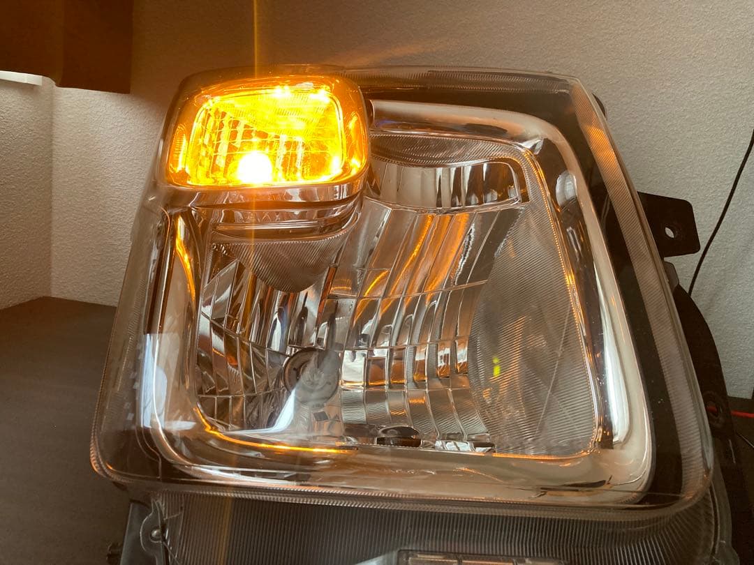 ワゴンR(MH55S) 右ヘッドライト　レベライザー付