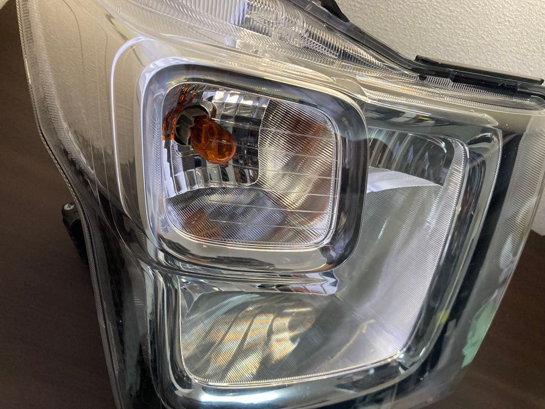 ワゴンR(MH55S) 右ヘッドライト　レベライザー付