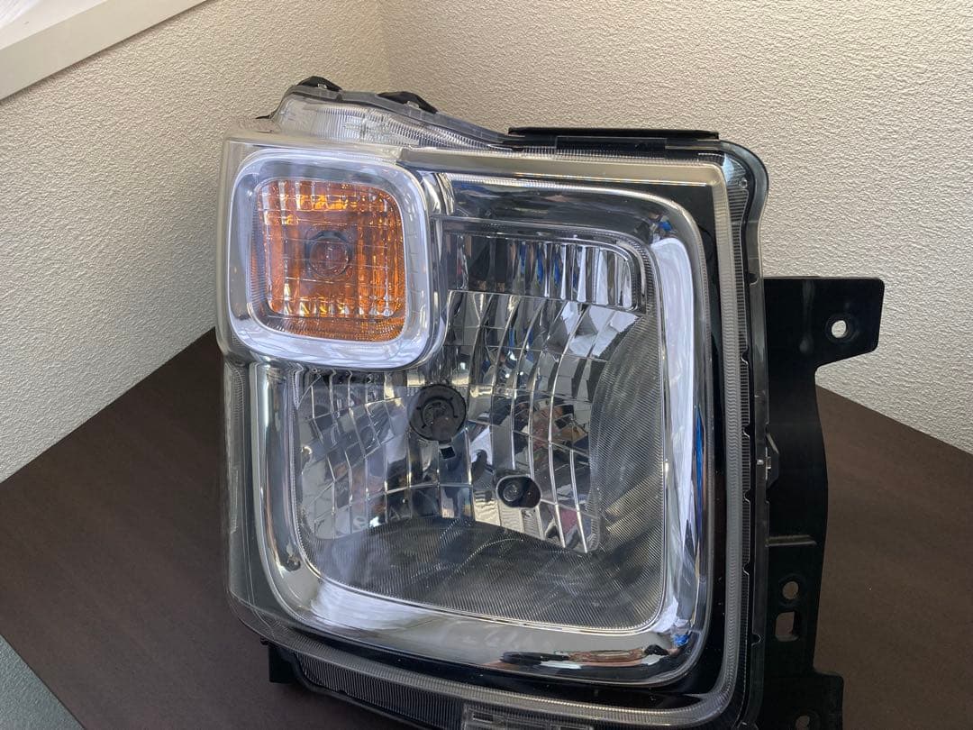 ワゴンR(MH55S) 右ヘッドライト　レベライザー付