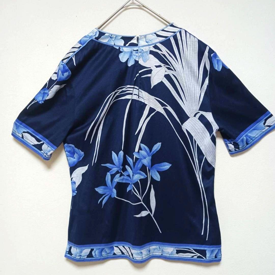 レオナール　半袖　カットソー　花柄　Tシャツ　綿　Mサイズ　濃い青