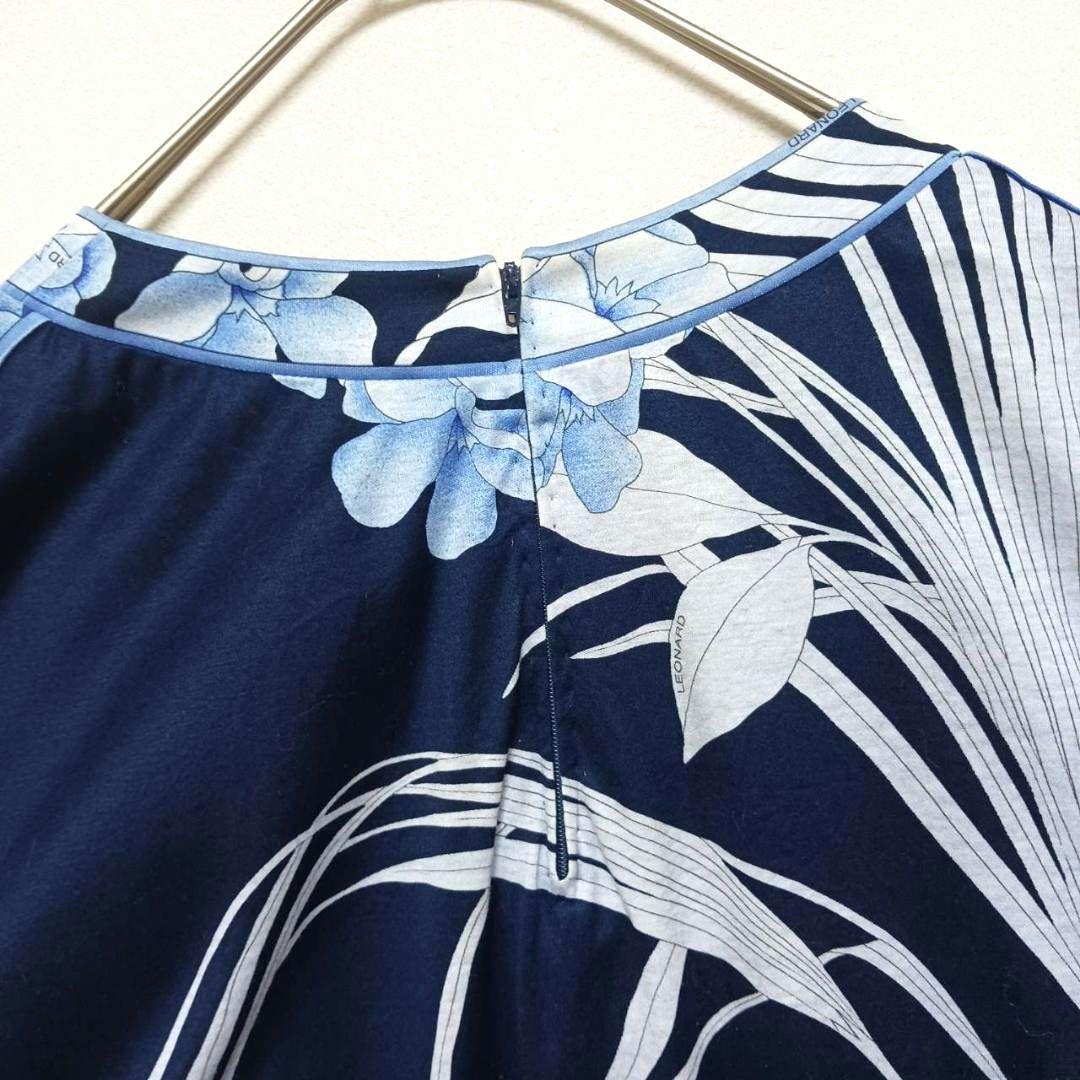 レオナール　半袖　カットソー　花柄　Tシャツ　綿　Mサイズ　濃い青