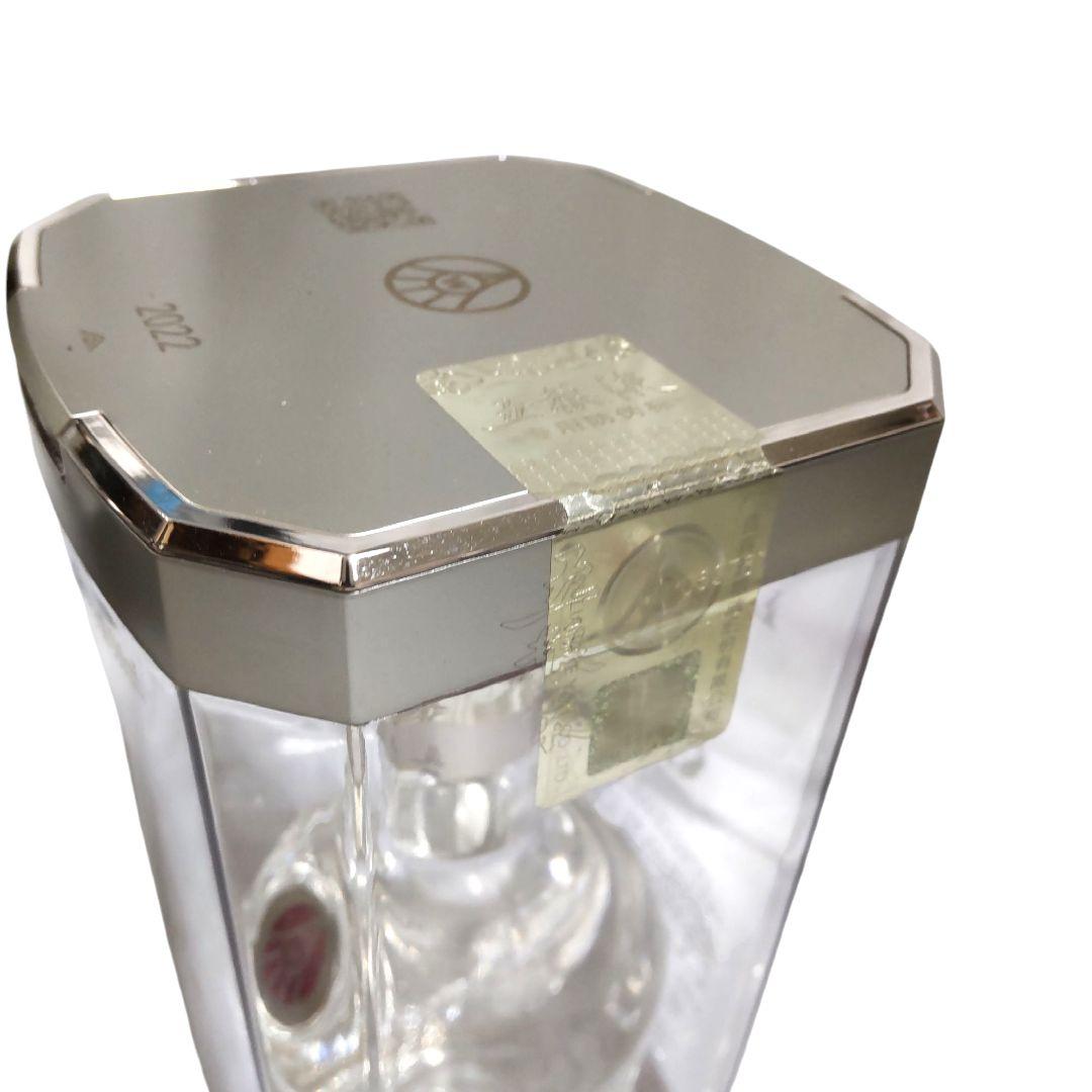 ☆新品未開封☆　五粮液　白酒　2022年製　ごりょうえき　52度　500ml