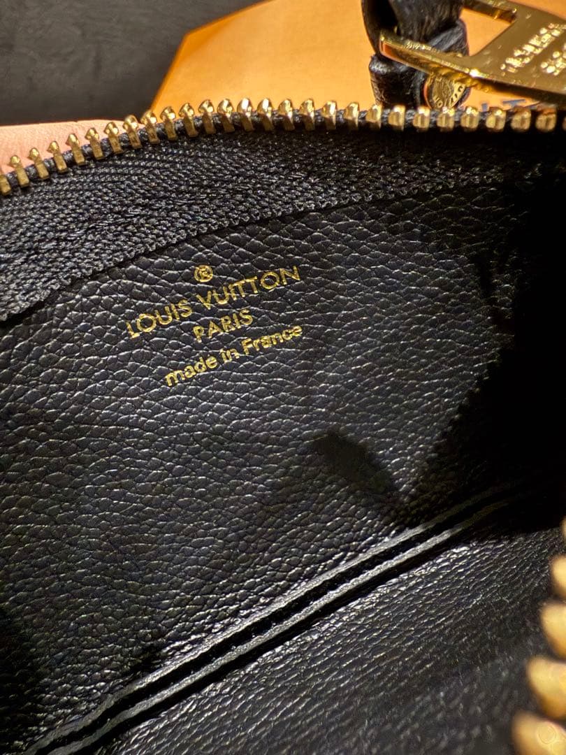 LOUIS VUITTON モノグラムキーケース ブラック