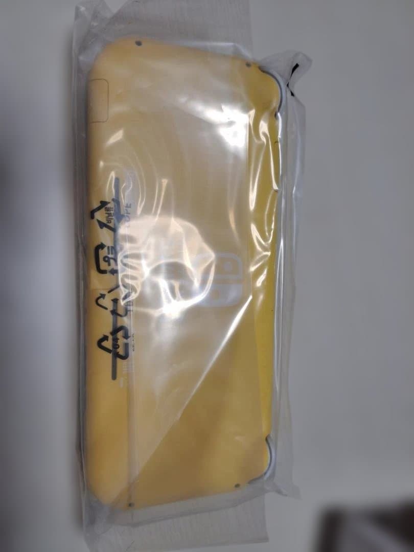 Nintendo Switch Lite イエロー　新品・未開封