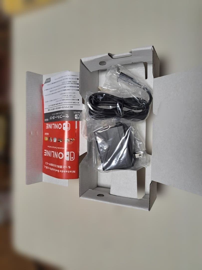 Nintendo Switch Lite イエロー　新品・未開封