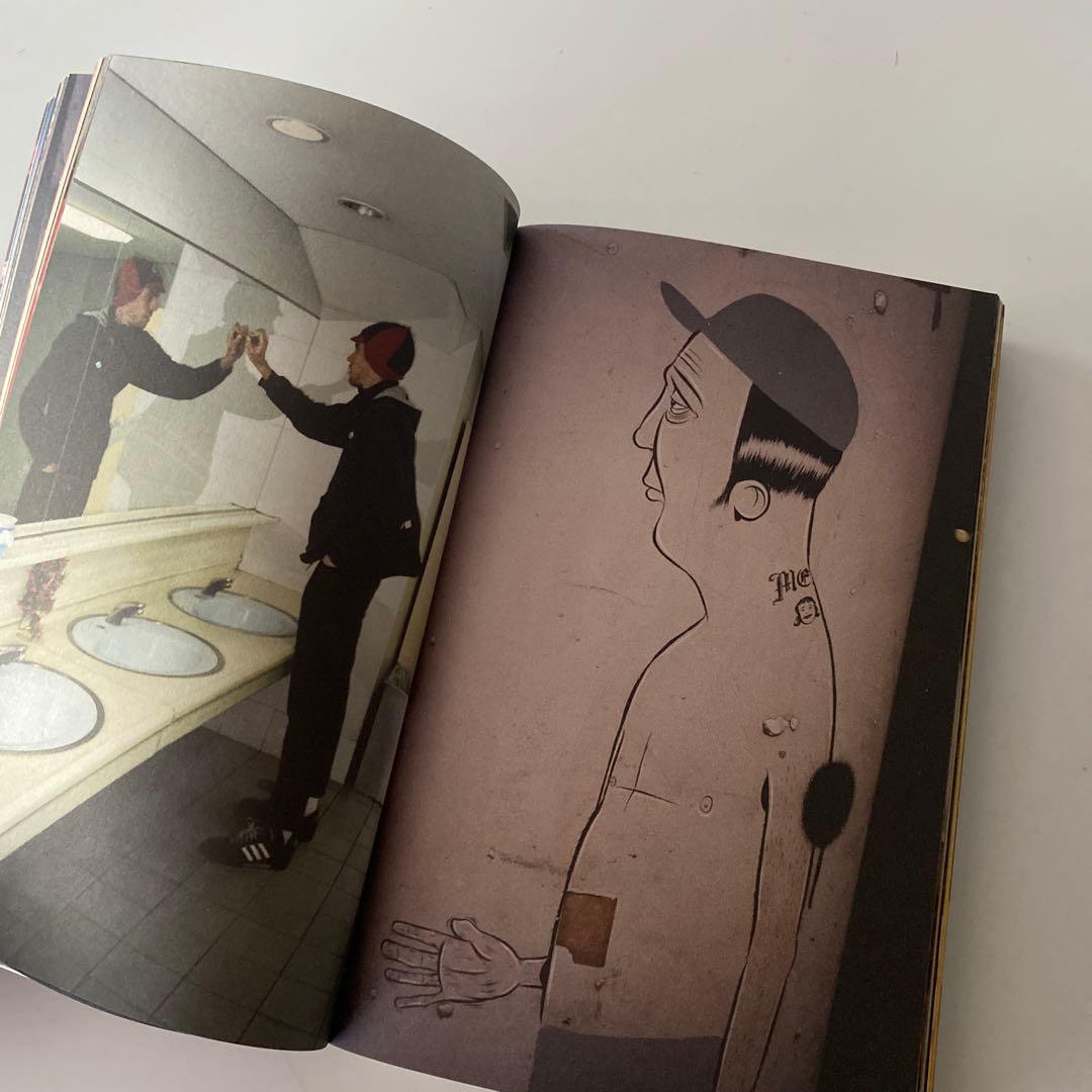 希少 Barry McGee バリーマッギー Prada