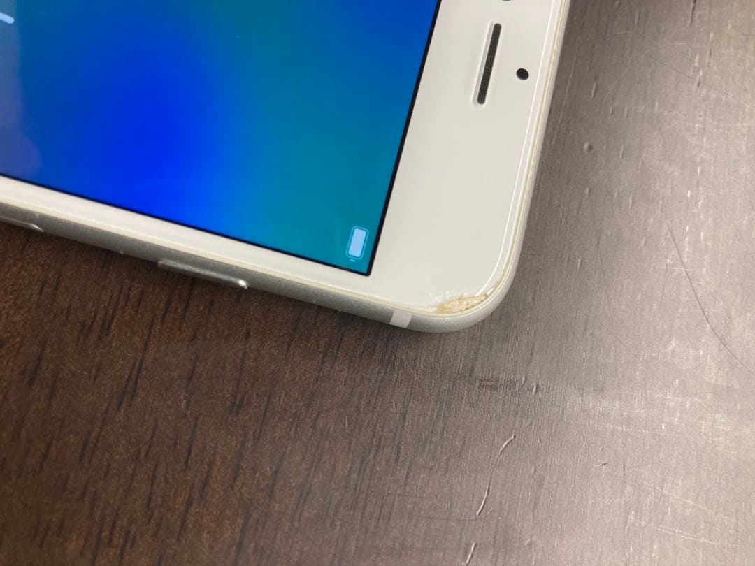 Apple iPhone 8 本体